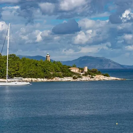 Apartmán Paradise House Apart2, 5min Walking Distance To Center Fiskardo