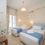 Paradise House Apart2, 5min Walking Distance To Center Apartment